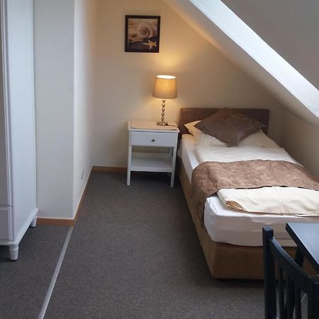 Altes Schulhaus Apartment Bad Schwartau Phòng bức ảnh