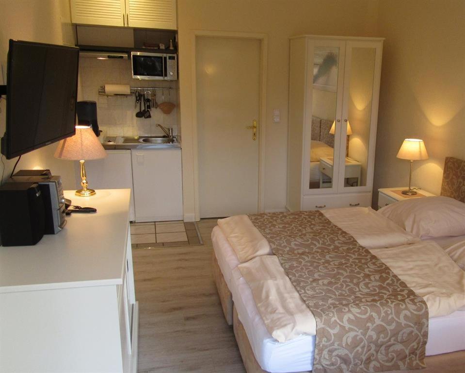 Altes Schulhaus Apartment Bad Schwartau Phòng bức ảnh